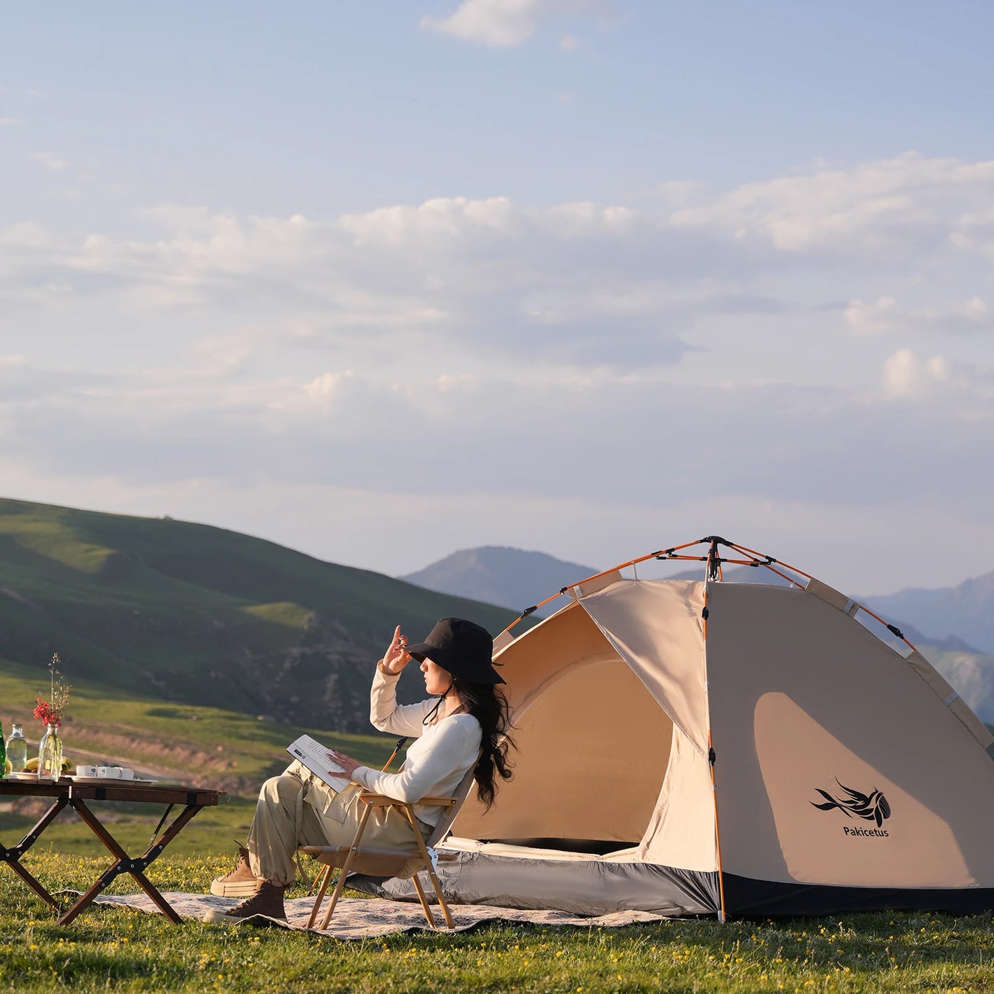 Pakicetus Windproof Camping Tent Easy To Set Up Lightweight