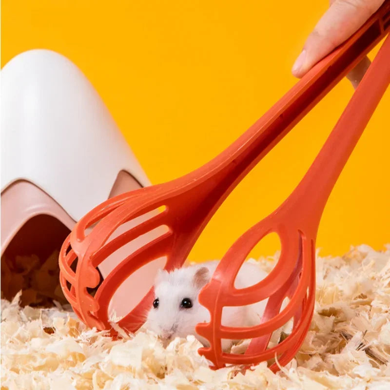 Ventilated Hamster Clip With Lock For Safe Bite Protection