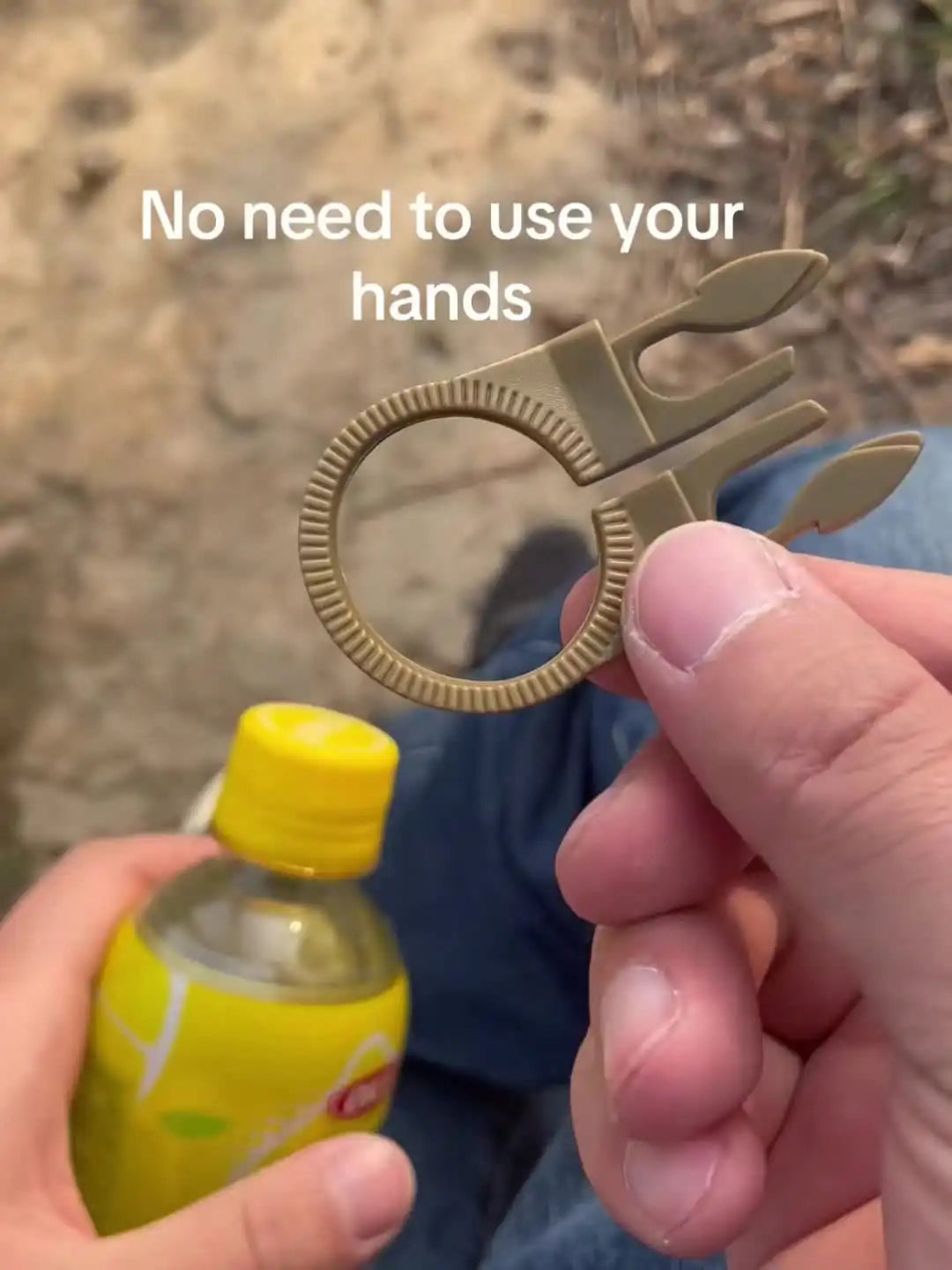 Multi Function Nylon Carabiner Water Bottle Clips For Outdoor Backpacks